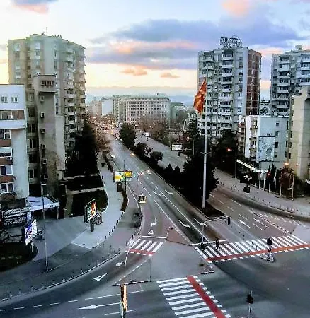 Centar Near Marriott * Skopje