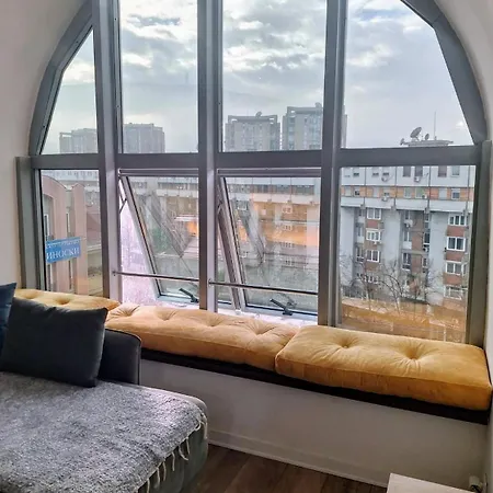 Centar Near Marriott * Skopje