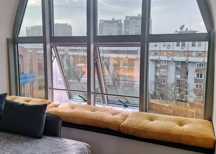 Centar Near Marriott * Skopje