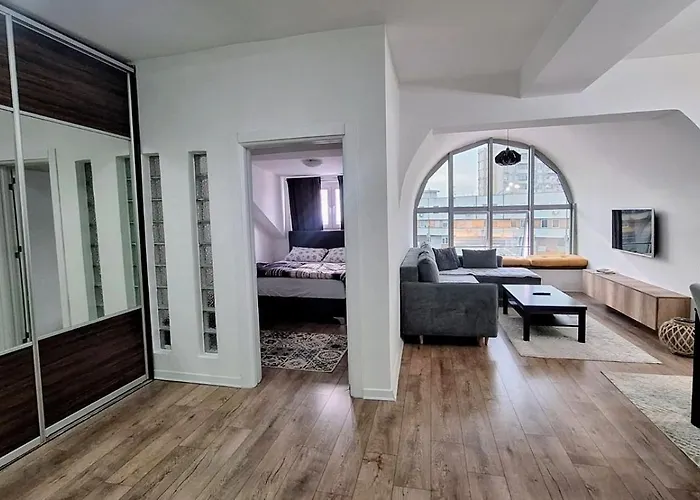 Centar Near Marriott Skopje